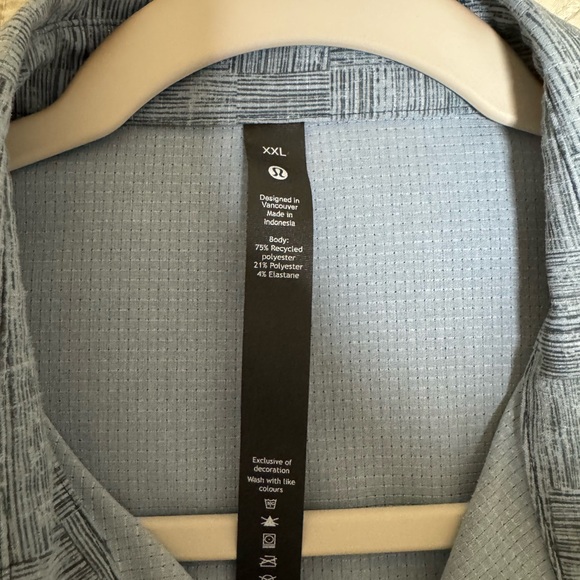 Lululemon Athletica Gray Casual Button Down Shirt - Picture 3 of 7